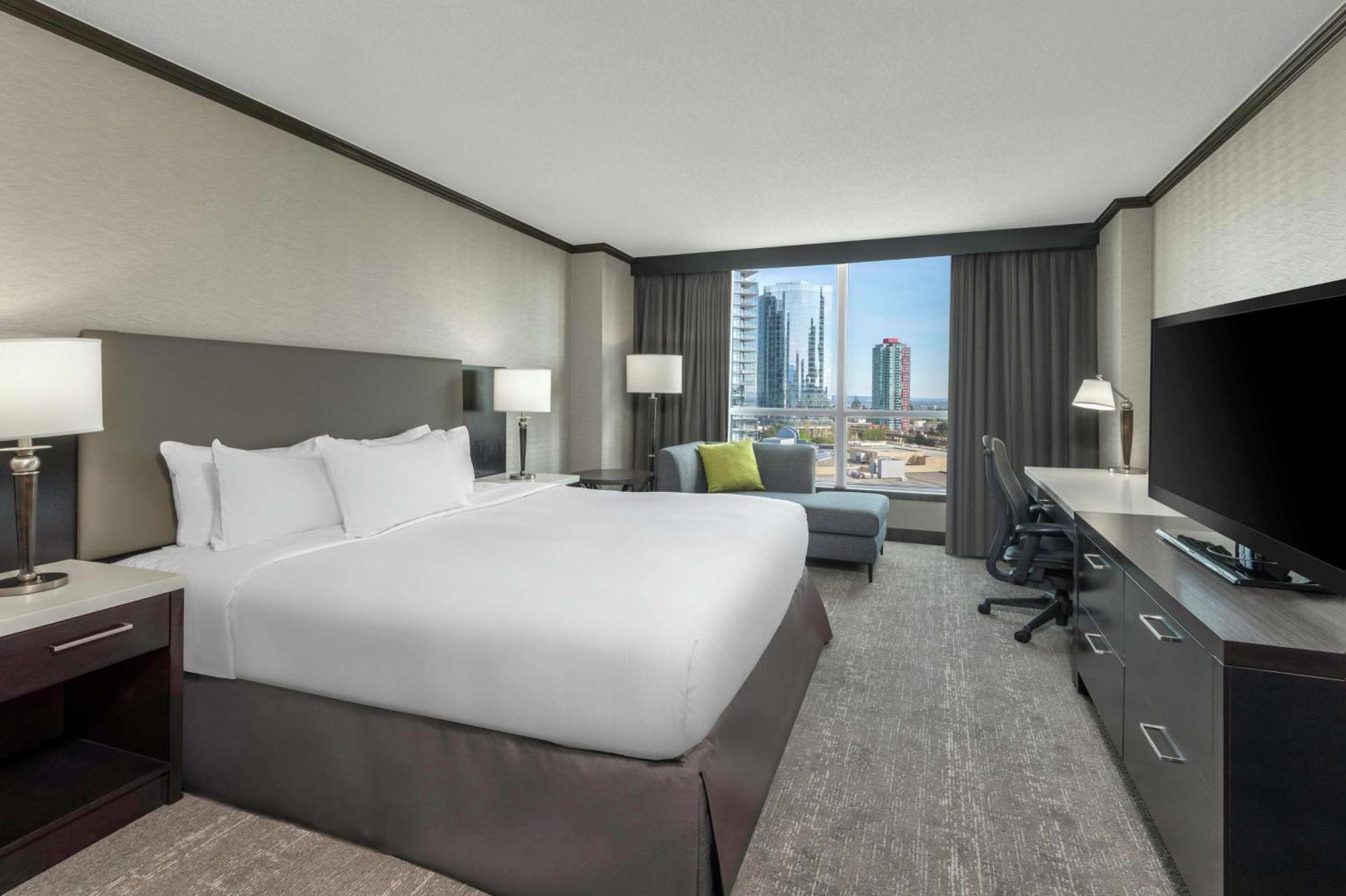 Hilton Vancouver Metrotown Бернаби Экстерьер фото
